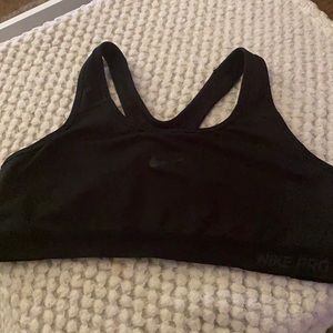 Nike Pro Sports Bra